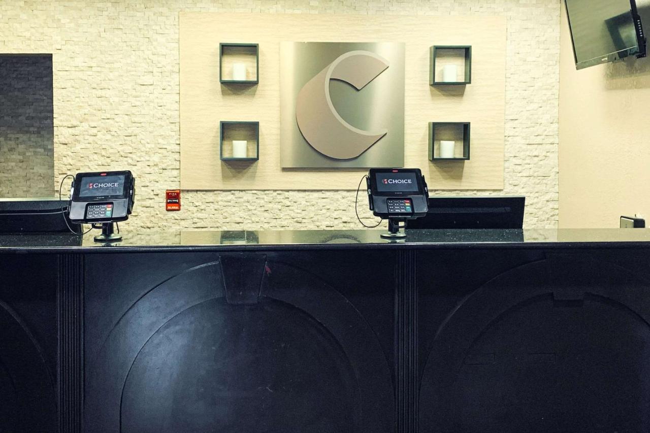 Comfort Inn & Suites Atlanta-Smyrna Bagian luar foto