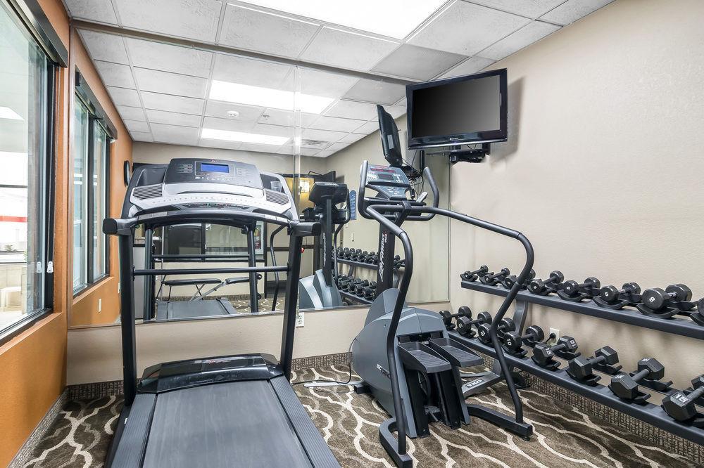 Comfort Inn & Suites Atlanta-Smyrna Bagian luar foto