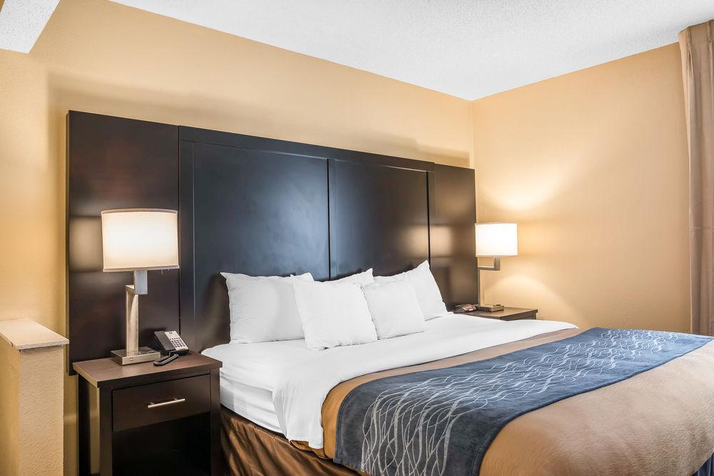 Comfort Inn & Suites Atlanta-Smyrna Bagian luar foto